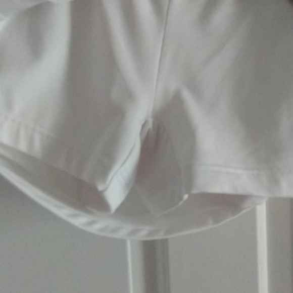 Tennis skirt. - Picture 2 of 6